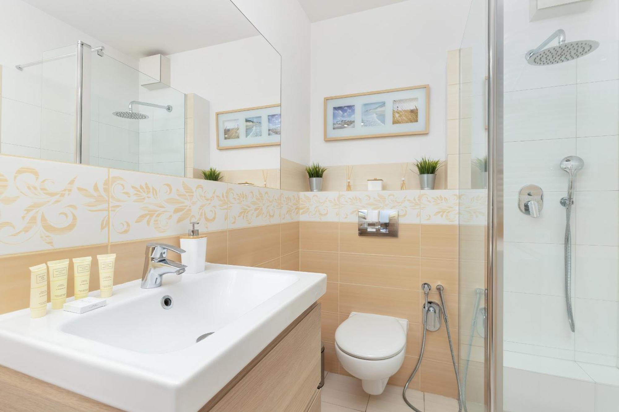 Jasny & Przestronny Apartament Z Balkonem I Parkingiem By Rent Like Home Gdynia Esterno foto